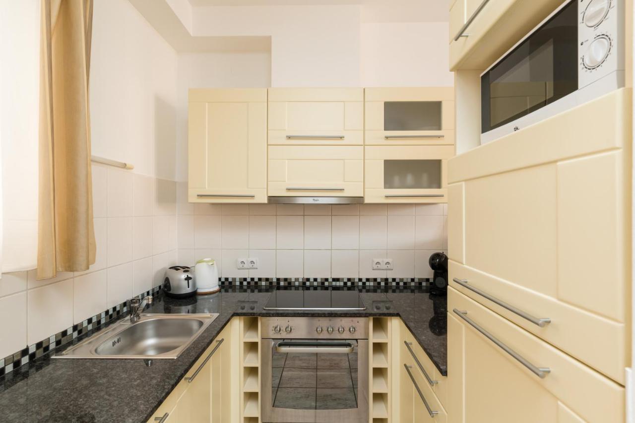 Lovag Charming Apartment In The Center-Ac Boedapest Buitenkant foto