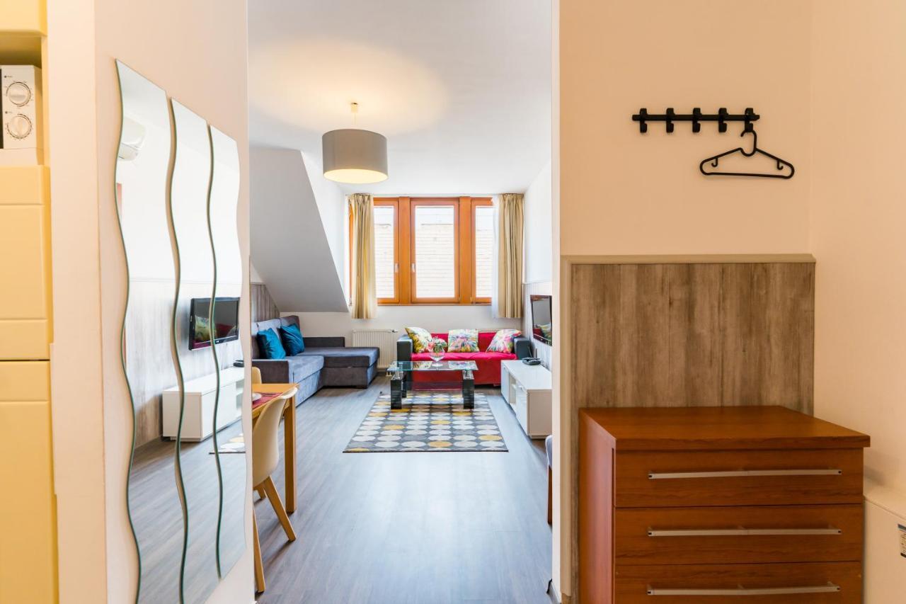 Lovag Charming Apartment In The Center-Ac Boedapest Buitenkant foto