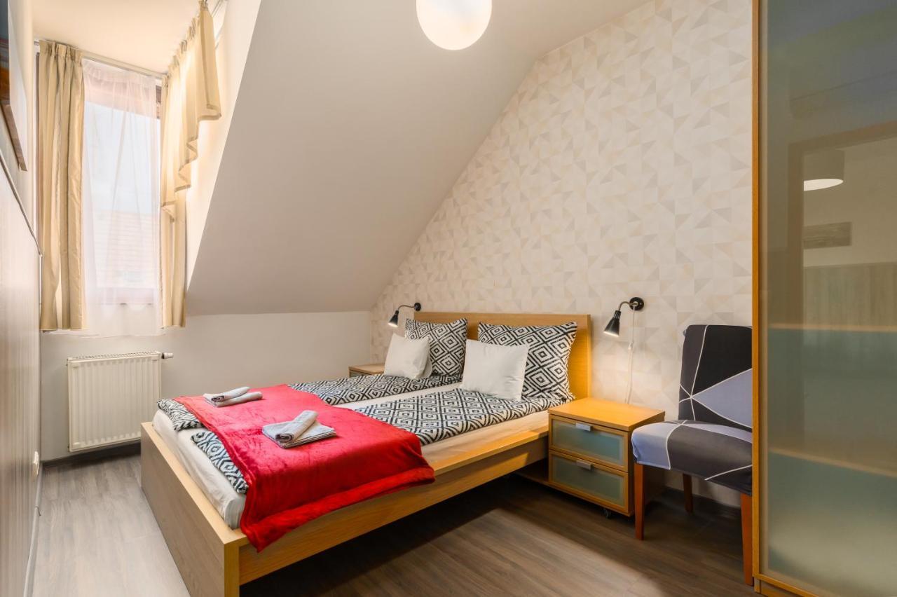 Lovag Charming Apartment In The Center-Ac Boedapest Buitenkant foto