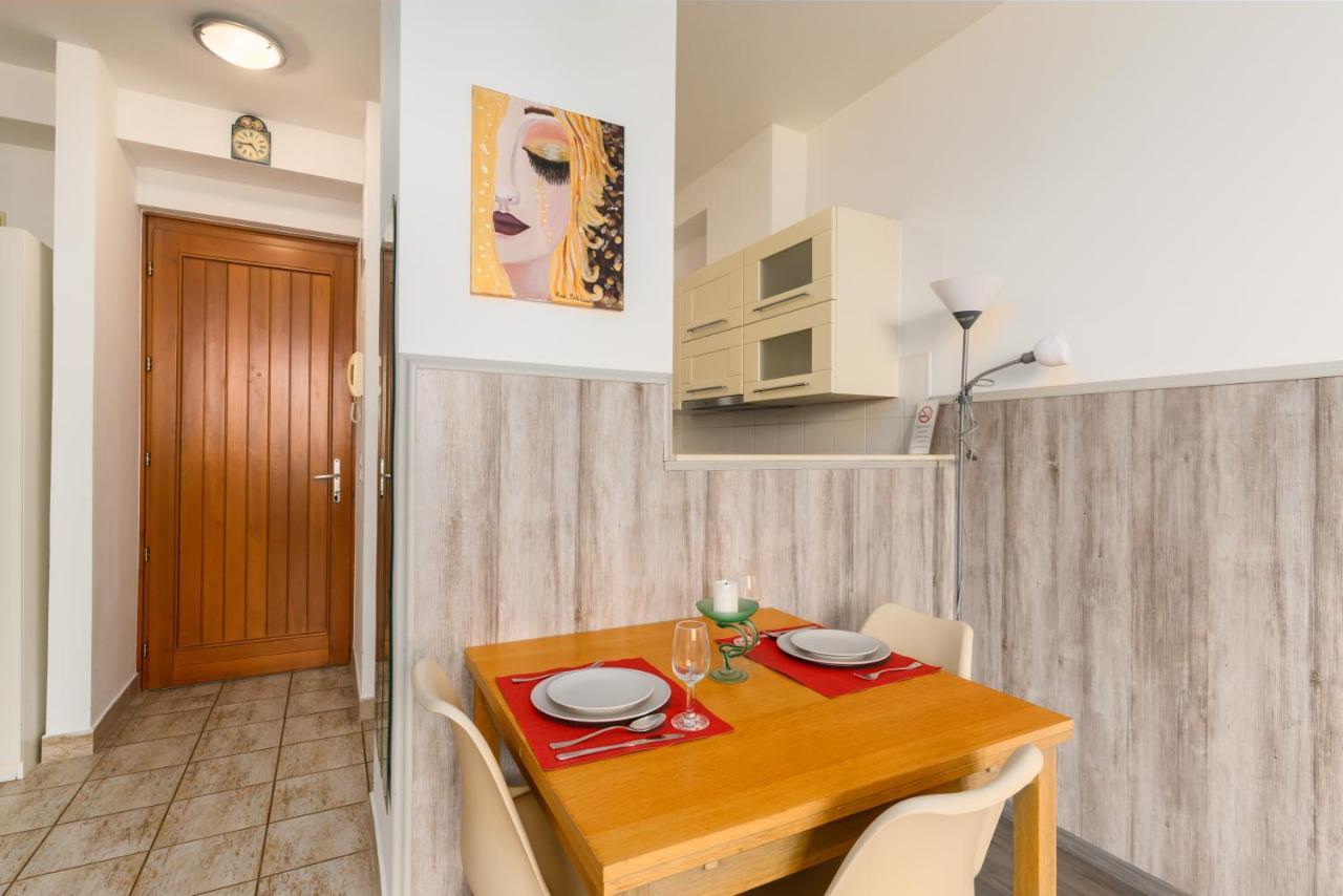 Lovag Charming Apartment In The Center-Ac Boedapest Buitenkant foto